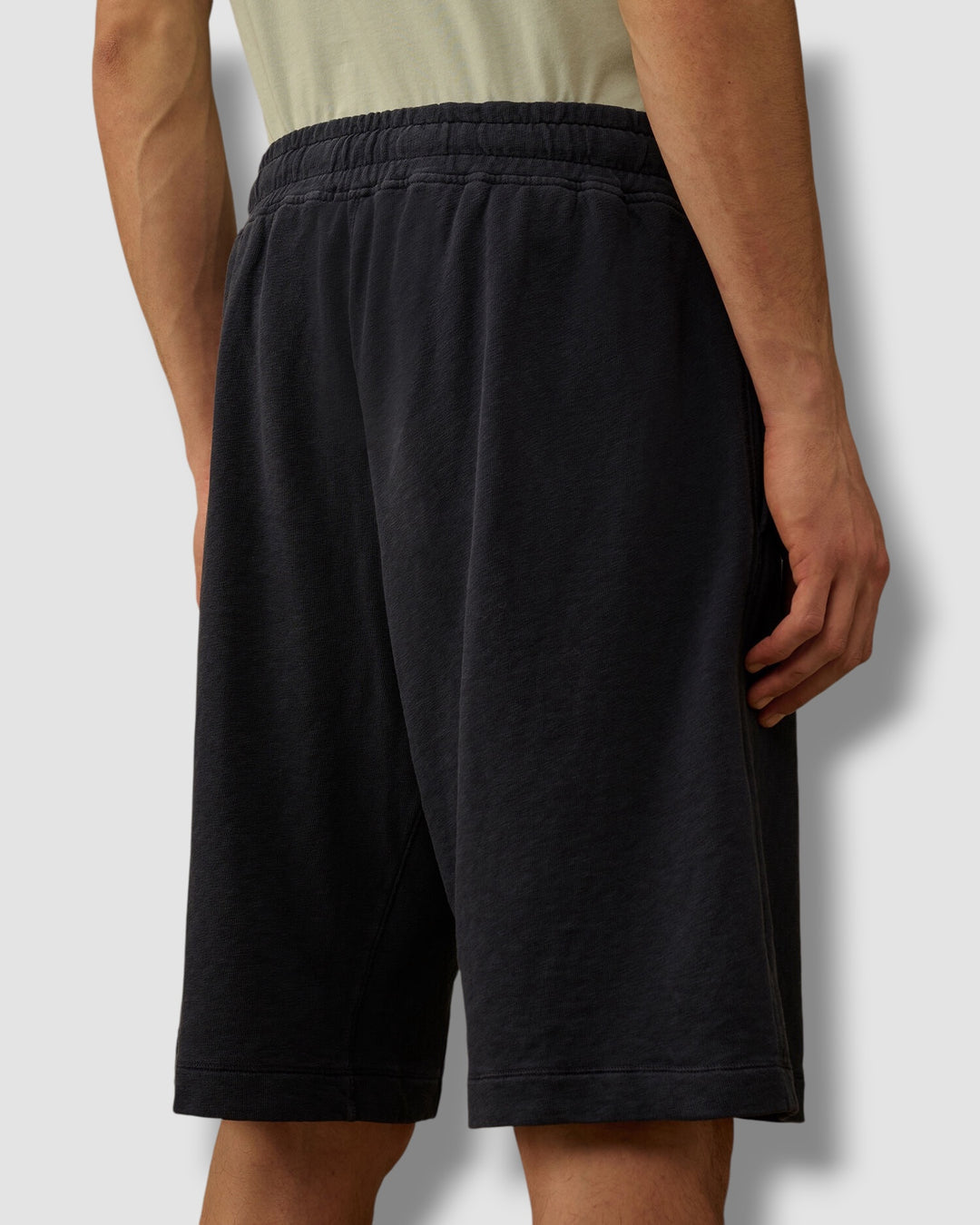 C.P. Company Short Donkerblauw